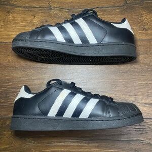 Adidas Grade School